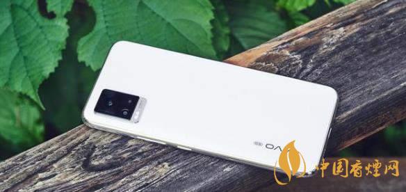 vivoy70s和vivos7哪個好？vivoy70s和vivos7兩款手機參數(shù)對比