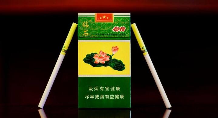 鉆石荷花細(xì)支硬盒97mm多少錢 鉆石荷花煙價格42元