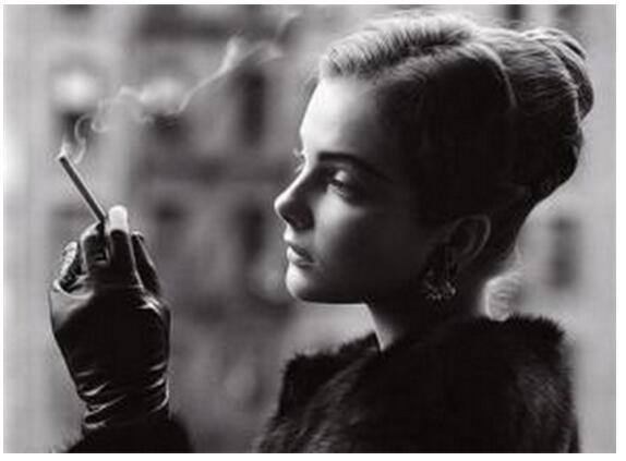 夢(mèng)見(jiàn)抽煙是什么意思，一切如過(guò)眼云煙