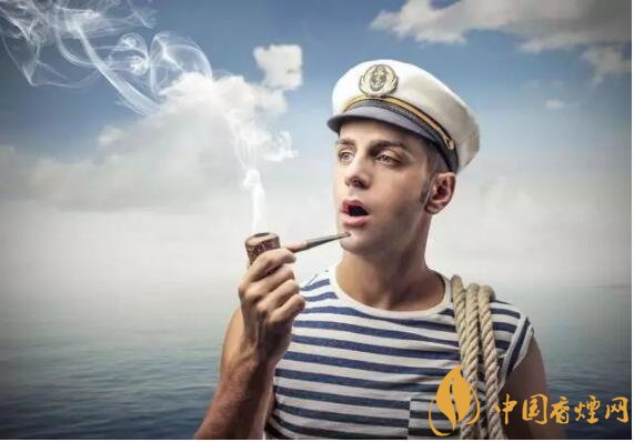 香煙夾耳朵上是怎么來的，耳夾煙是男人的專利